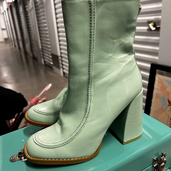 Nasty Gal Curve ‘Em Mint Green Ankle Boots - Picture 4 of 6